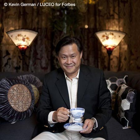 Ông Khánh được tạp chí Forbes ca ngợi.